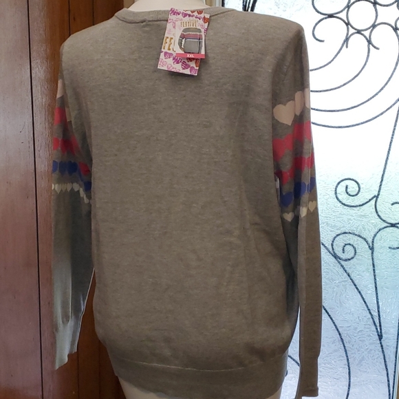 Festive sweater - Picture 6 of 8